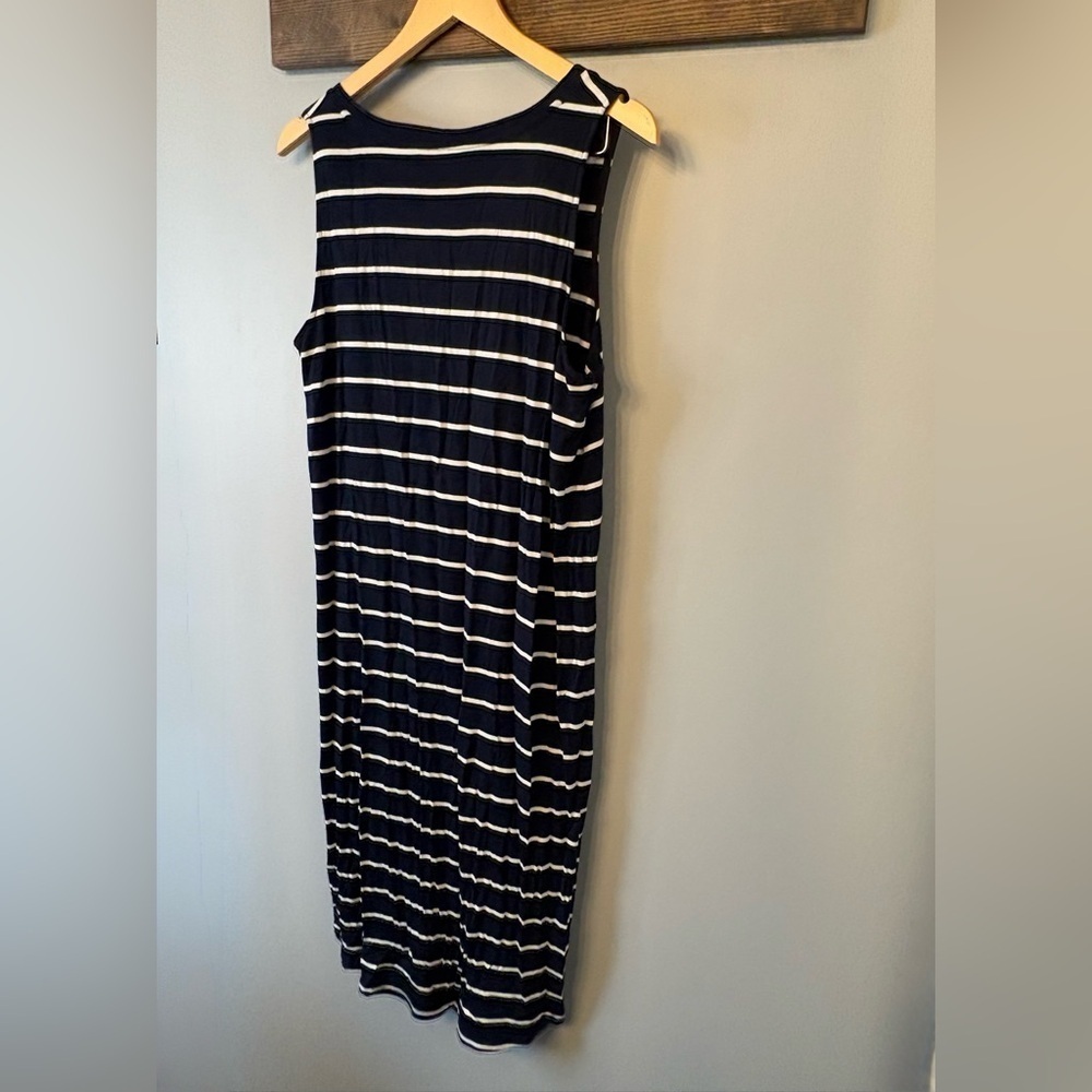 Reitmans White and Navy Stripped Sleeveless V-Neck Sundress size L - Picture 6 of 10
